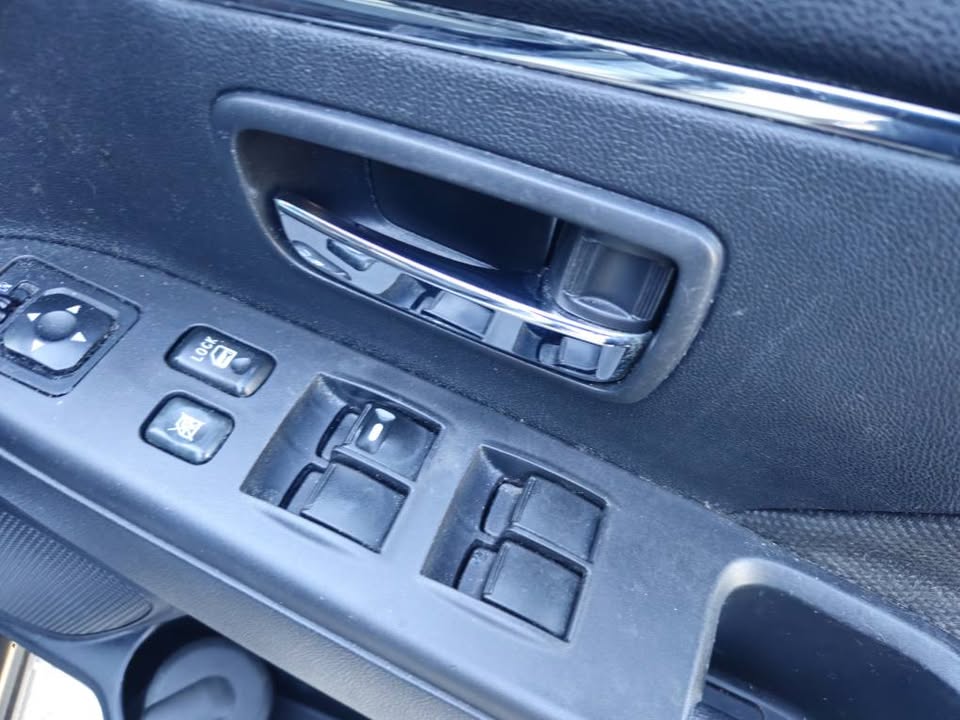 2014 puegot wgn 11.jpg